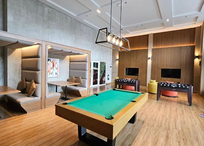 Luxury Apartment At Park Mckinley West Two Units Appartement Manille