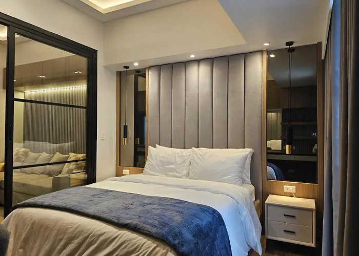 Luxury Apartment At Park Mckinley West Two Units Appartement Manille